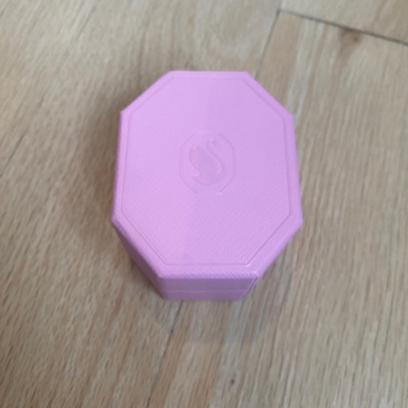 Swarovski Earrings never worn with box - Picture 2 of 4